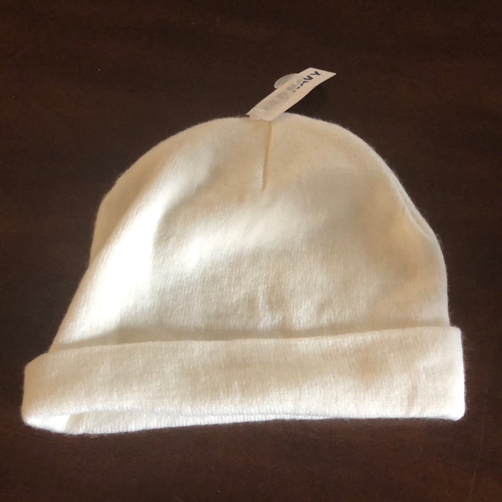 Never worn old navy beanie